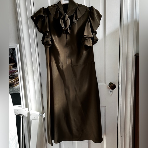Theory Ruffle Sleeve Tie-Neck Midi Dress – Olive Green, Size 8 - Picture 4 of 10
